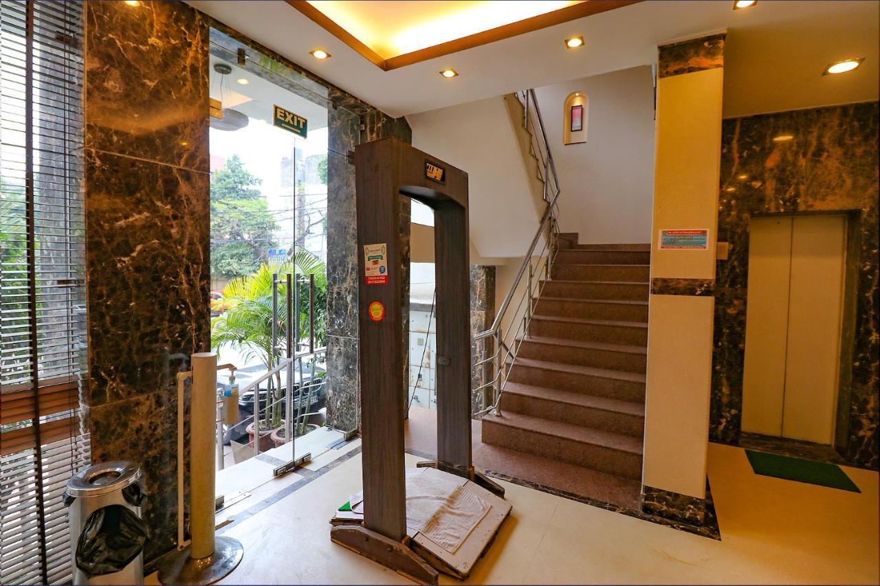 Fabhotel Happy Residency होटल 3*