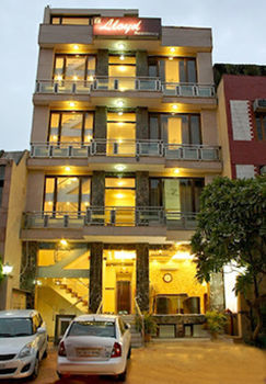 Fabhotel Happy Residency होटल New Delhi