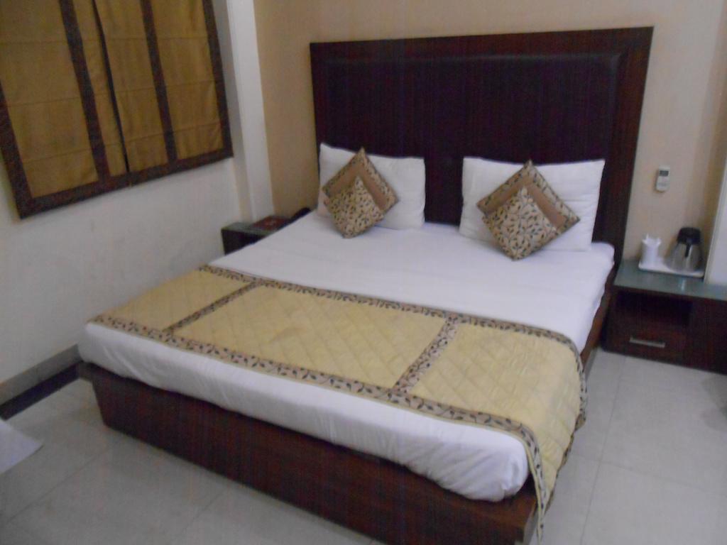 होटल Fabhotel Happy Residency New Delhi