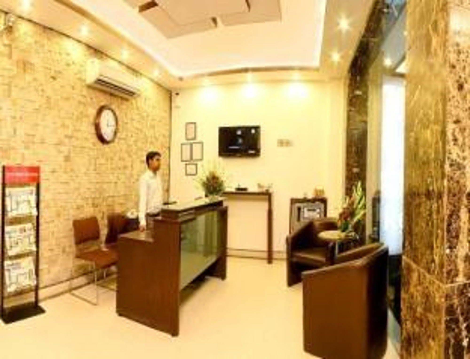 होटल Fabhotel Happy Residency New Delhi